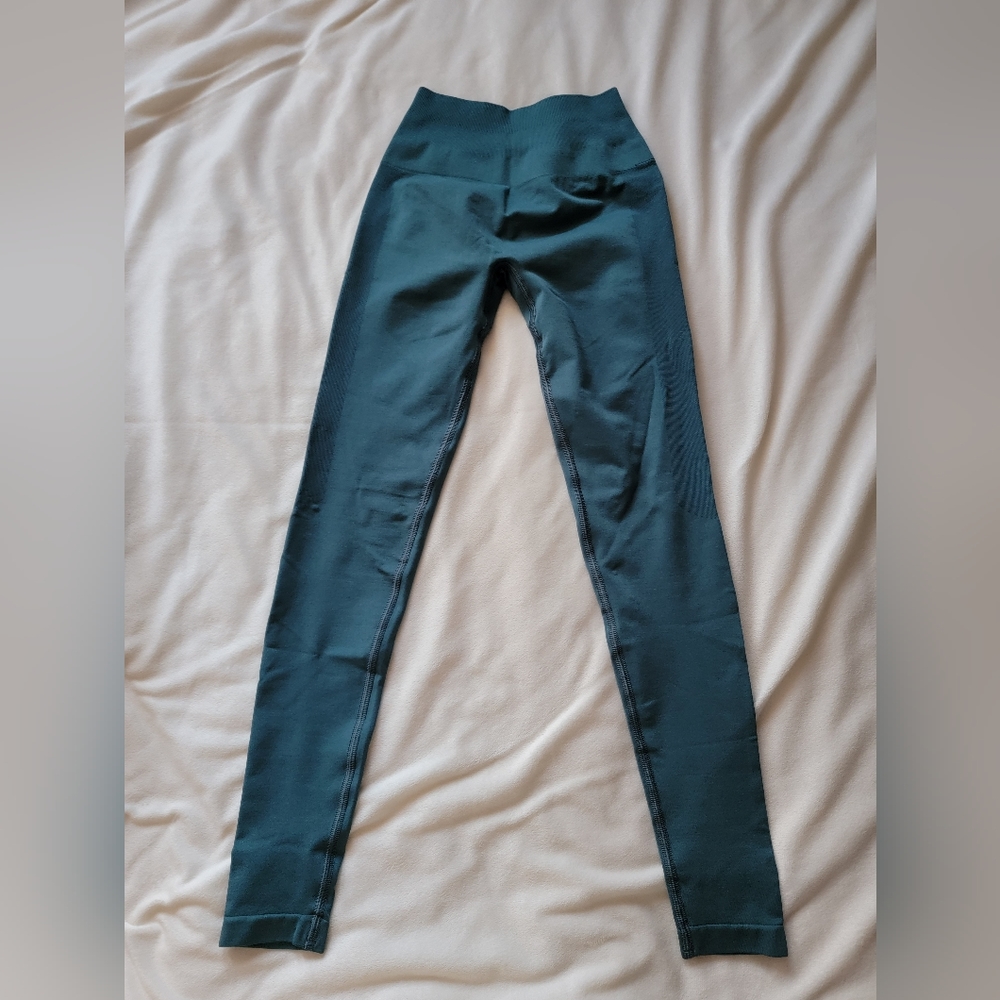 Alphalete Amplify Leggings